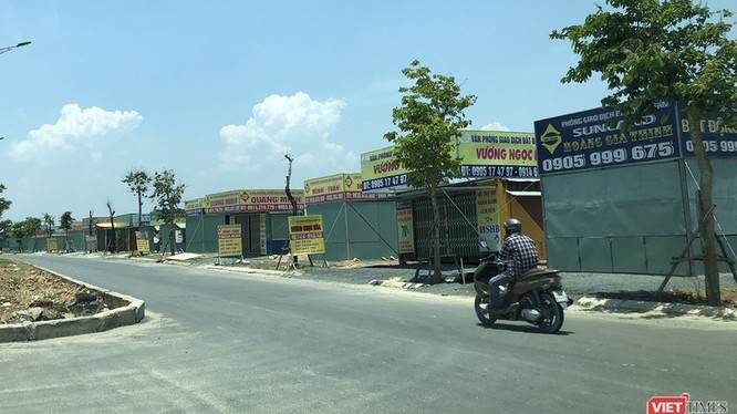 Một góc đường tại khu đô thị Nam Hòa Xuân vào thời điểm giá đất được "thổi" lên cao