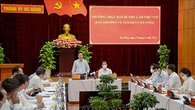 Ông Võ Văn Thưởng - Ủy viên Bộ Chính trị -Thường trực Ban Bí thư Trung ương Đảng tại buổi làm việc với Ban thường vụ Thành ủy Đà Nẵng 