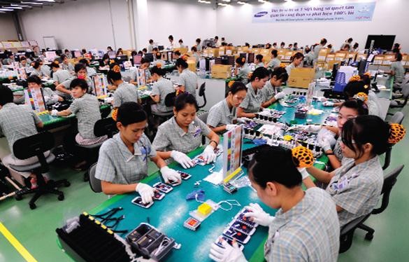 Sự tăng tốc sản xuất của nhà máy sản xuất điện thoại di động Samsung Electronics Việt Nam Thái Nguyên (SEVT) là nguyên nhân chính khiến công nghiệp Thái Nguyên có mức đột phá.