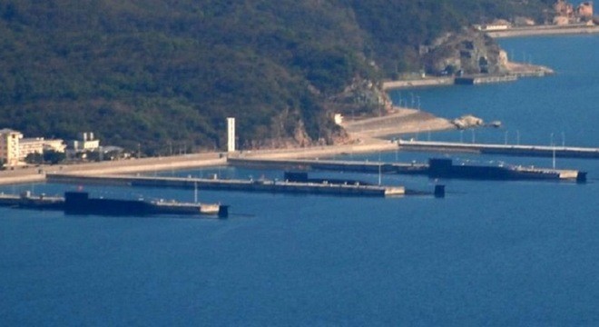 Tàu ngầm Trung Quốc ở căn cứ Tam Á không thể thoát khỏi con mắt canh chừng của Mỹ