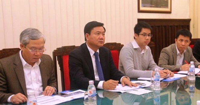 Bộ trưởng Đinh La Thăng không chấp nhận những lời giải thích của đại diện Lotte.