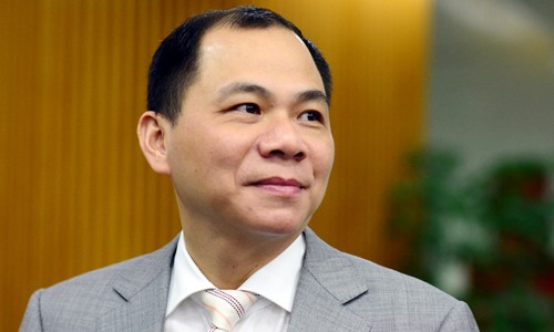 Người giàu nhất sàn chứng khoán Việt Nam khẳng định có "thừa đủ" nguồn lực để triển khai các dự án mới. 