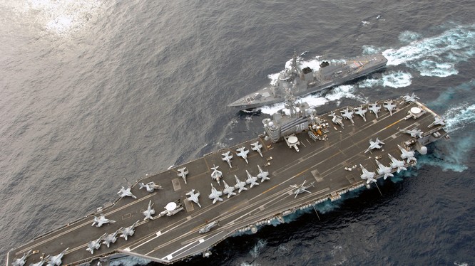 Mỹ có thể điều tàu chiến đi sát các đảo nhân tạo Trung Quốc xây dựng trái phép ở Biển Đông bất cứ lúc nào