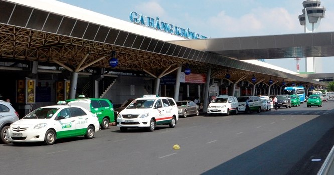Sân bay Tân Sơn Nhất đang bị mang nhiều tiếng xấu