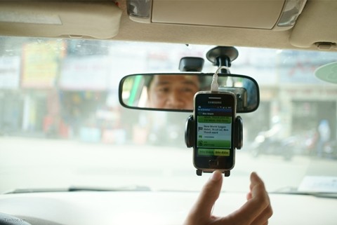 Sở Giao thông Vận tải Hà Nội lo ngại việc không giới hạn số lượng xe sử dụng phần mềm gọi xe sẽ khiến gia tăng ùn tắc giao thông.