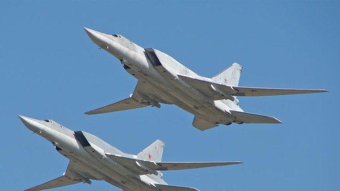 phi cơ Tu-22M3 Backfire của Nga xuất kích