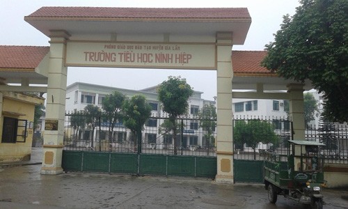 Đa số học sinh 2 trường tiểu học và THCS Ninh Hiệp đã trở lại trường học. Ảnh: Võ Hải.