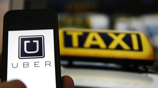 Loại hình taxi Uber và GrabTaxi đã khiến không ít lái xe “vỡ mộng” làm giàu, lâm vào cảnh nợ nần.