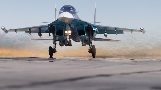 Su-34 Nga xuất kích thực hiện nhiệm vụ tại Syria