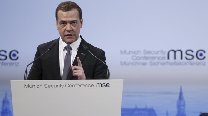 Ông Medvedev cảnh báo một cuộc chiến toàn diện tại Syria