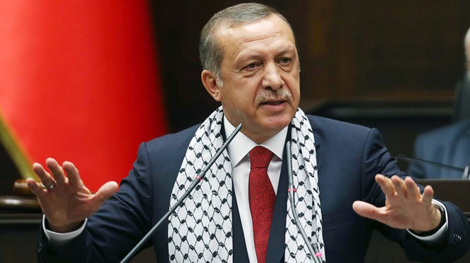Con trai tổng thổng Thổ Nhĩ Kỳ Erdogan bị cáo buộc làm ăn với IS