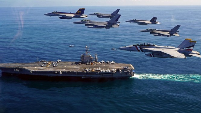 Cụm tác chiến tàu sân bay Mỹ luôn thường trực trong khu vực