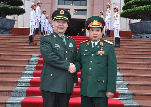 Đây là một trong những nội dung được Bộ trưởng quốc phòng Việt Nam Phùng Quang Thanh và Bộ trưởng quốc phòng Trung Quốc Thường Vạn Toàn thống nhất tại cuộc hội đàm vừa diễn ra sáng nay (27.3). Cuộc hội đàm diễn ra trong khuôn khổ chuyến thăm hữu nghị chí