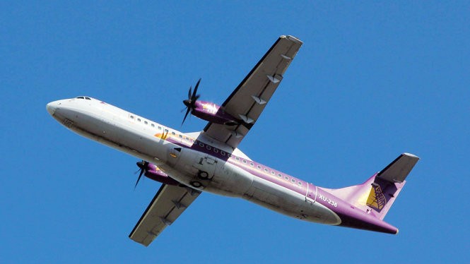 Máy bay ATR 72 mang số XU 235 của Cambodia Angkor Air trước khi bị nạn - Ảnh: Đậu Tiến Đạt
