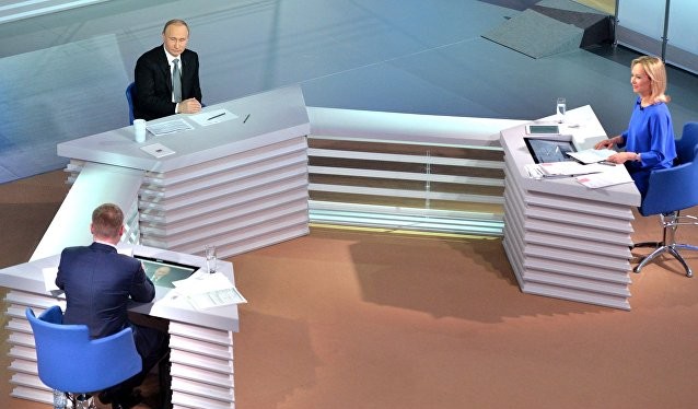Ông Putin tại cuộc đối thoại