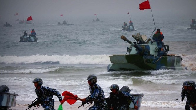 Quân đội Trung Quốc tập trận đổ bộ chiếm đảo