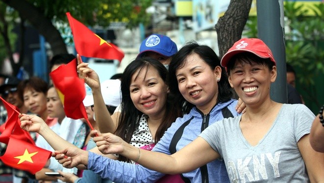 Người dân Sài Gòn vẫy chào ông Obama