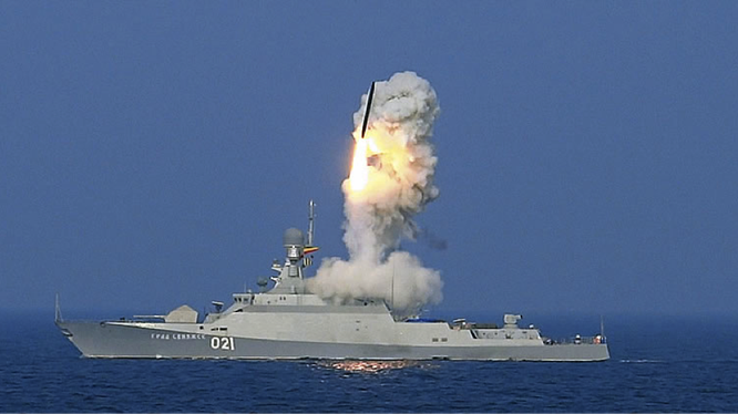Chiến hạm lớp Gepard phóng tên lửa 3M14T Kalibr
