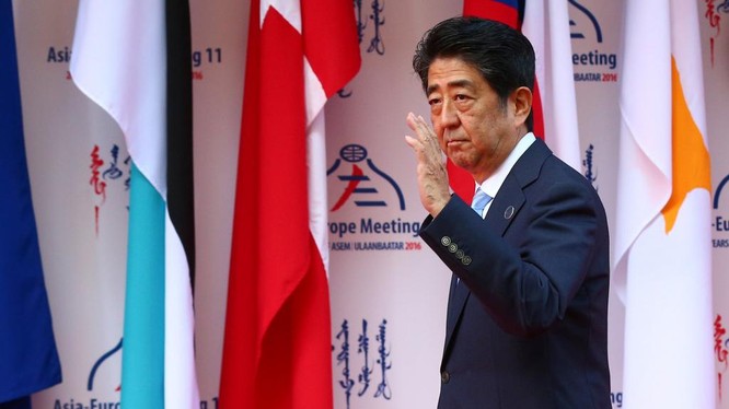 Thủ tướng Nhật Bản Abe tỏ thái độ kiên quyết ủng hộ phán quyết của toà án quốc tế về Biển Đông