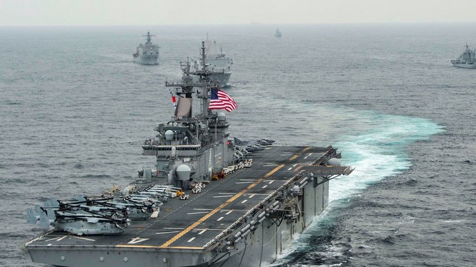 Tàu đổ bộ tấn công cỡ lớn của Mỹ vừa có mặt tại Biển Đông