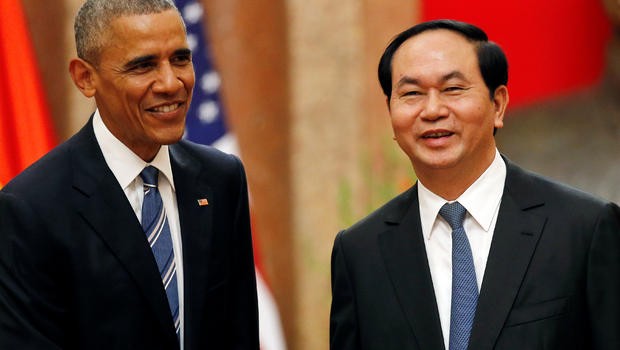 Chủ tịch nước Trần Đại Quang tiếp đón Tổng thống Mỹ Barack Obama trong chuyến thăm lịch sử tới Việt Nam