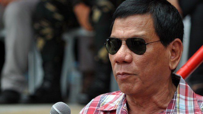 Ông Duterte khiến người ta rất khó lường với những hành động và phát ngôn gây sốc