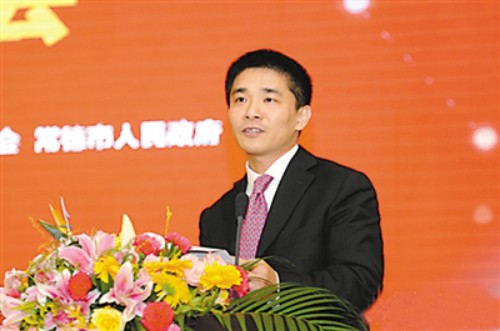 Mao Hiểu Phong, cựu tổng giám đốc Ngân hàng Dân Sinh. Ảnh: Sina 