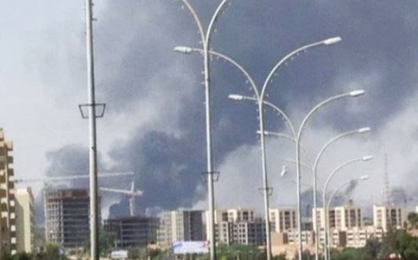 Một khu vực ở Thủ đô Tripoli, Libya bị ISIS tấn công. (Nguồn: AP)