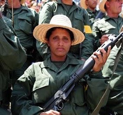 Venezuela đã huy động lực lượng dân quân tự vệ bảo sẵn sàng đối phó với can thiệp từ bên ngoài. Ảnh: Greenleft