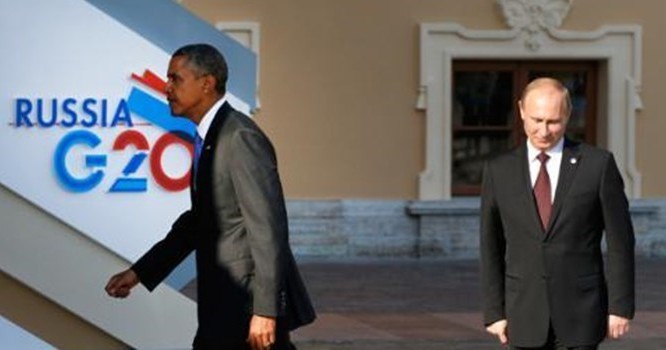 Tổng thống Nga Putin (phải) và Tổng thống Mỹ Obama. Ảnh Sputnik