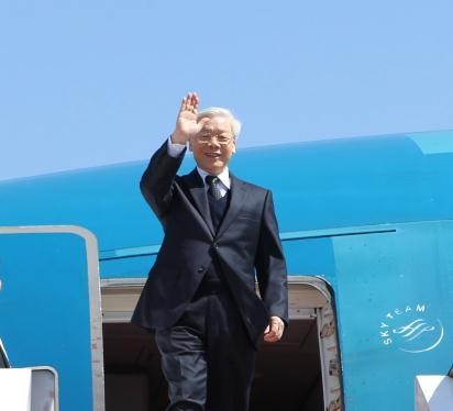 Tổng Bí thư Nguyễn Phú Trọng đến sân bay quốc tế Bắc Kinh. Ảnh: Trí Dũng-TTXVN 