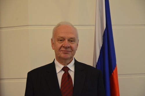Đại sứ Nga tại Việt Nam Konstantin Vnukov.