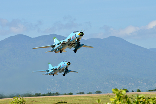 Được cho rằng có khoảng 145 chiệc Su 22 đang phục vụ trong Không quân Nhân dân Việt Nam 