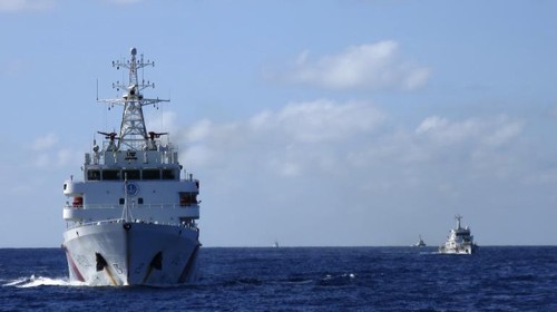 Tàu tuần duyên Trung Quốc trên Biển Đông. Ảnh: Reuters