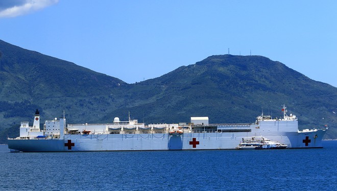 Bên trong tàu bệnh viện gần 1.000 giường của Hải quân Mỹ