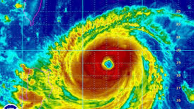Hình ảnh vệ tinh của siêu bão Goni - Ảnh: Accuweather
