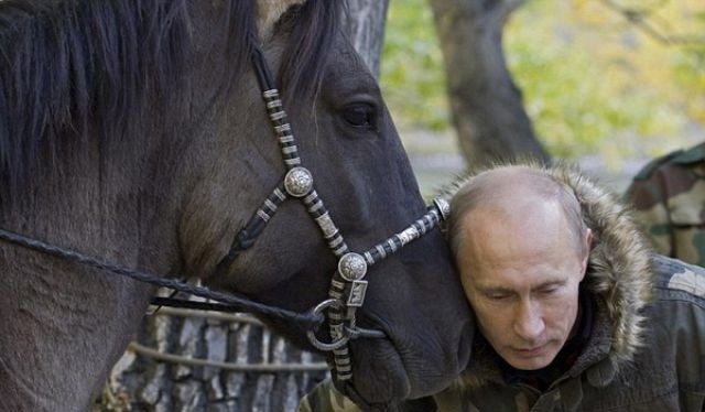 Bí mật giúp ông Putin thành người đàn ông thép