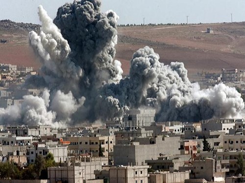 Một vụ không kích của Mỹ nhằm vào mục tiêu của IS tại thành phố Kobani của Syria