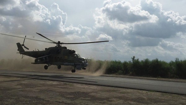 Trực thăng Mi-24 Nga trên căn cứ quân sự ở Syria