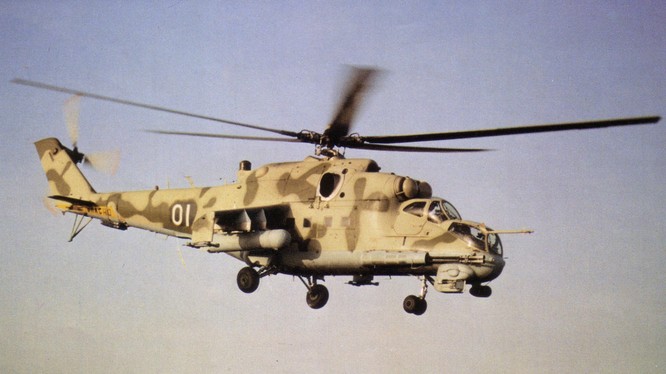 “Cá sấu” Nga Mi-24 uy mãnh trên bầu trời Syria