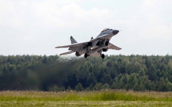 Không quân Syria cùng máy bay Nga không kích dữ đội khủng bố
