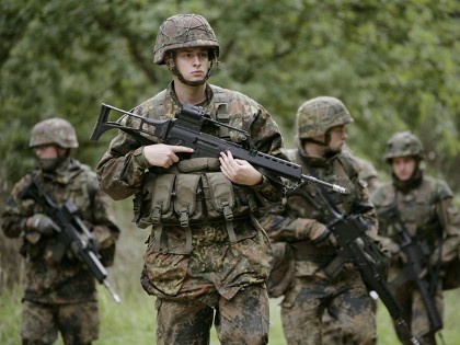 Đức khẳng định tham gia sứ mệnh chiến đấu chống IS