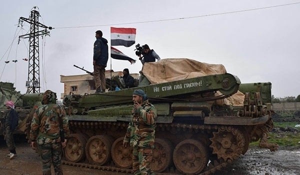 Quân đội Syria vây lấn IS dưới mưa bom không quân Nga