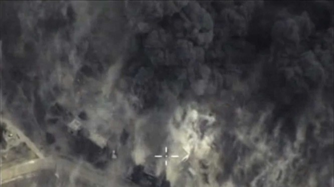 Bom FAB-500 không quân Nga xé nát trận địa kẻ thù