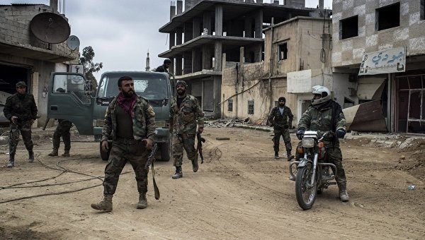 Đánh nhiều điểm cùng lúc, quân đội Syria thắng chậm và chắc ở Aleppo
