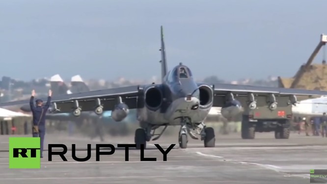 Video: Không quân Nga - Syria hợp binh không kích khủng bố