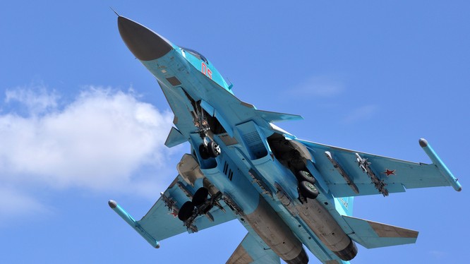 Đường vận tải dầu của IS trên miền Đông tỉnh Homs tê liệt vì Không quân Nga