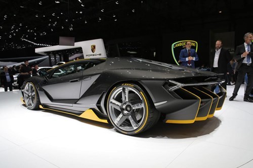 Lamborghini Centenario có thiết kế rất hầm hố