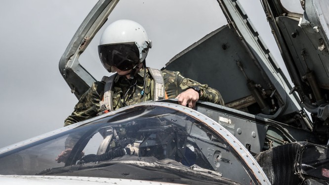 Đội bay đầu tiên của không quân Nga rời Syria