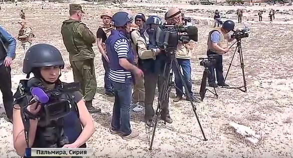 Lần đầu tiên các nhà báo nước ngoài đến Palmyra sau khi giải phóng